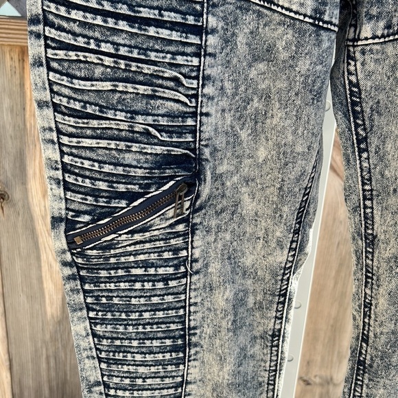 NWT Rogue Moto Jeans 32x32 - Picture 2 of 8